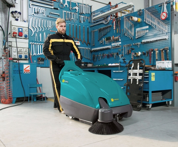 Machine de nettoyage Eureka Kobra dans un atelier